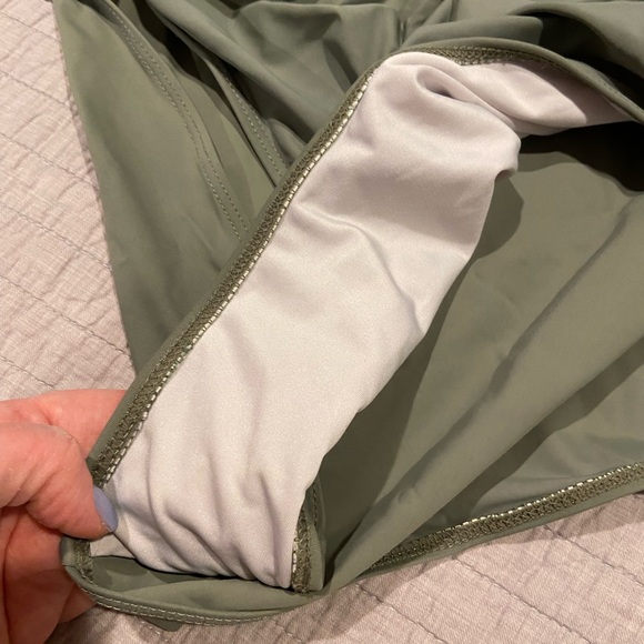 I2CRAZY Plus Size One-Piece Swimsuit – 2XL – Army Green - Picture 8 of 8